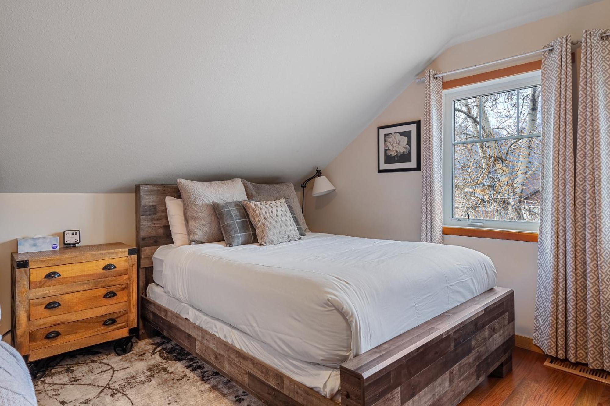 Parkland301 Sunlit 2,000 Ft² Penthouse With Mtn View